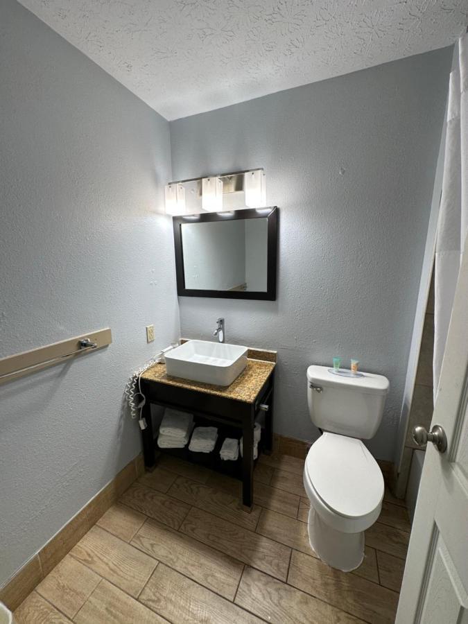 I65 Studio Suites Scottsburg Kültér fotó
