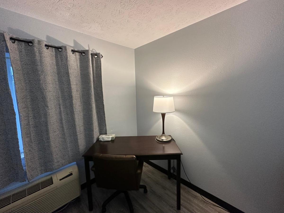 I65 Studio Suites Scottsburg Kültér fotó