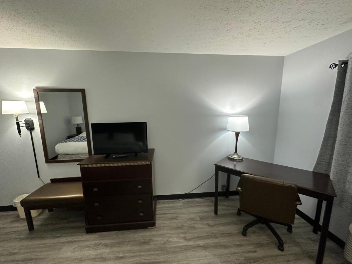 I65 Studio Suites Scottsburg Kültér fotó